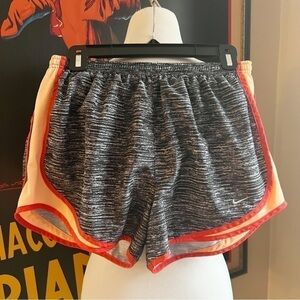 Nike: Heathered Black White Tangerine Print Dri-Fit Tempo Running Shorts Large